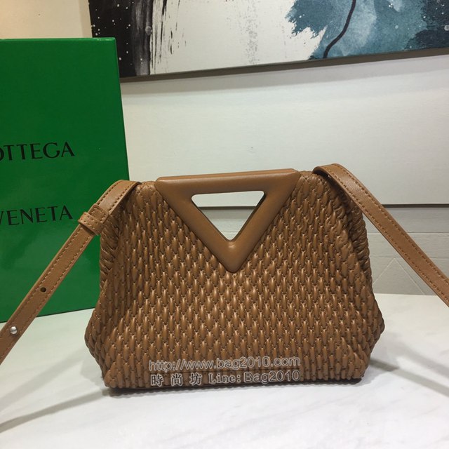 Bottega veneta高端女包 8546B BV寶緹嘉2021包包最新triangle倒三角手提單肩斜挎包三角包  gxz1259